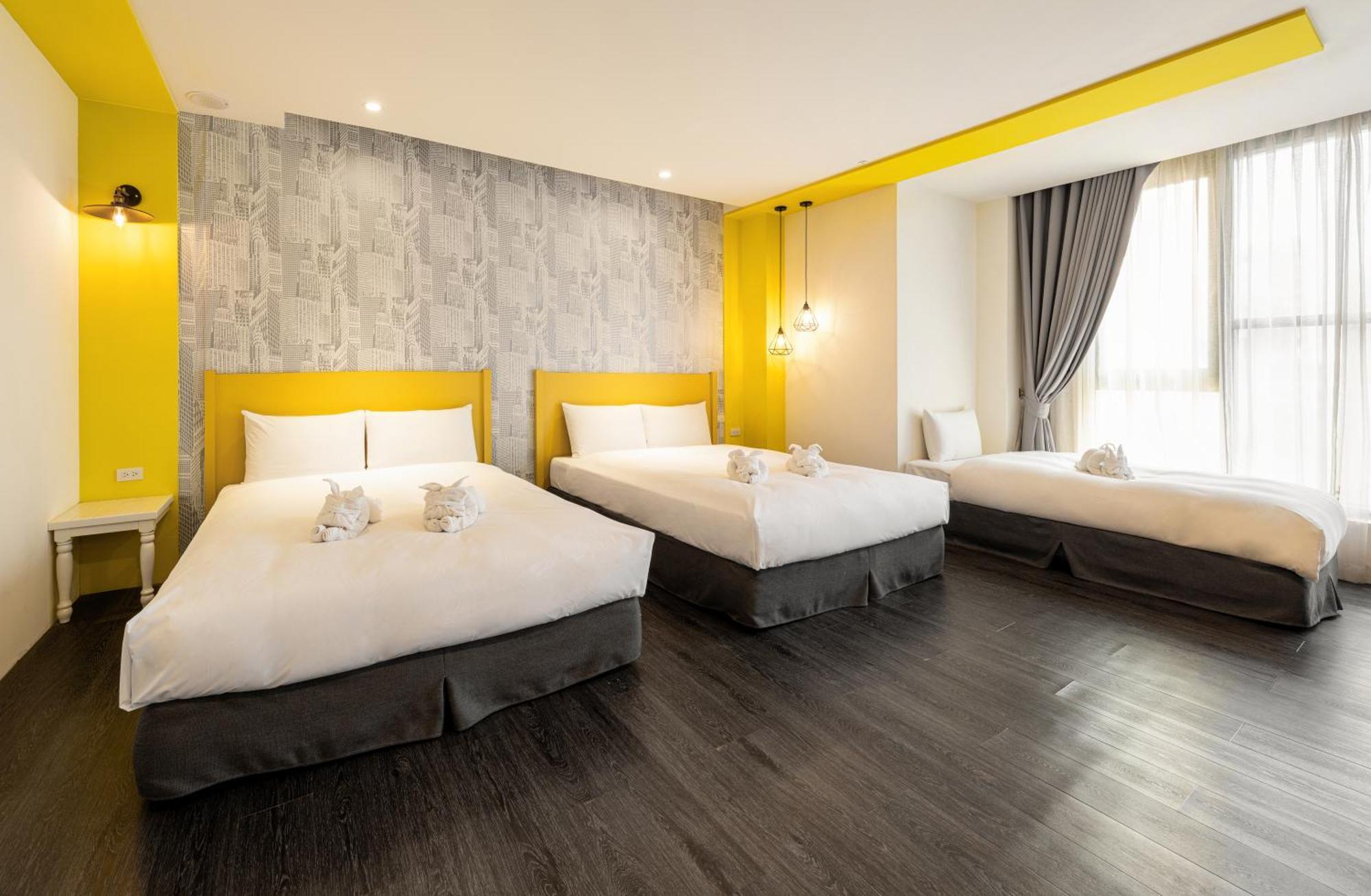 Ningcui Business Hotel 台中市 エクステリア 写真